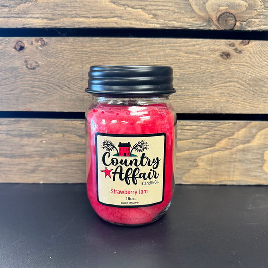 Country Affair Candle-16oz - Strawberry Jam